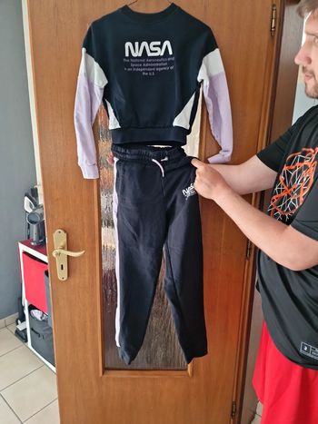 Ensemble Jogging Nasa