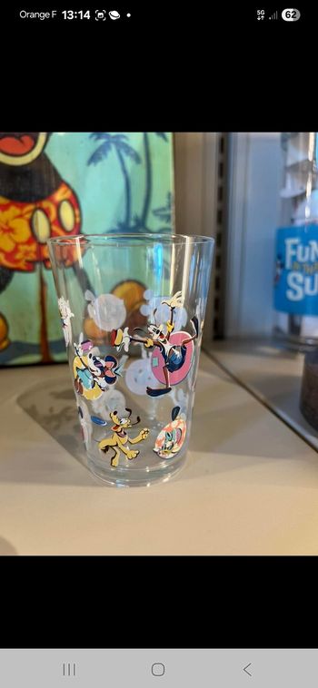 Verre disneyland paris neuf
