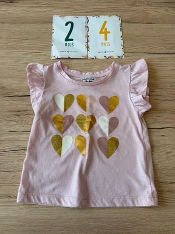 T-shirt motif cœurs 24 mois