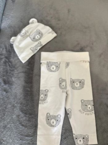 Pantalon et bonnet