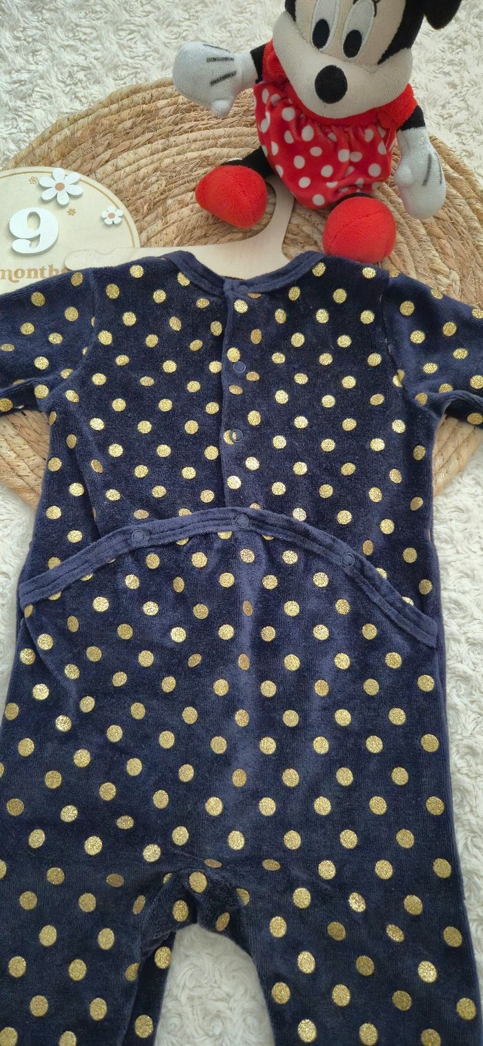 Pyjama Minnie Disney taille 9 mois - photo numéro 3