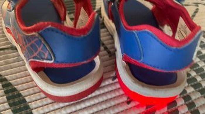 Nu-pieds Spiderman - photo numéro 7