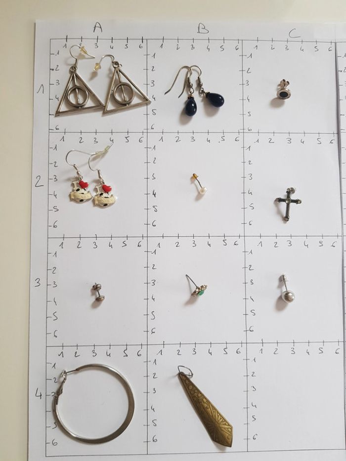 Boucles d'oreille au choix - photo numéro 2