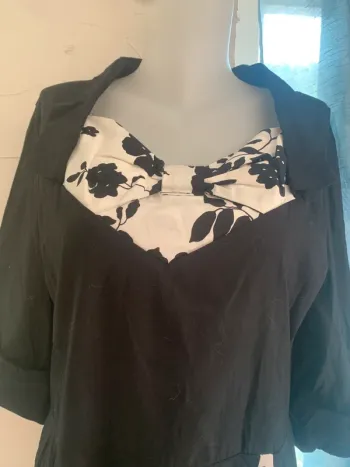 Robe vintage taille 4XL noire manches 3/4