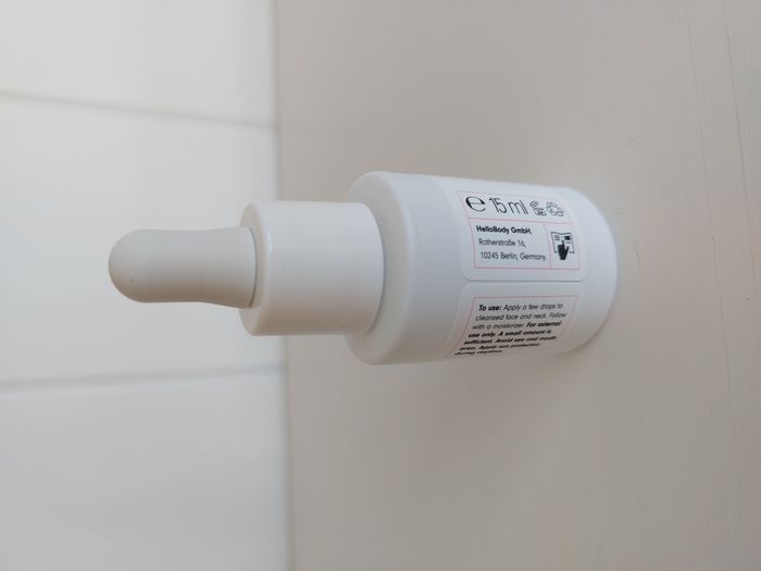 Soin visage HelloBody 10% niacinamide booster 15ml - photo numéro 2