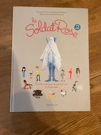 Livre Le soldat rose