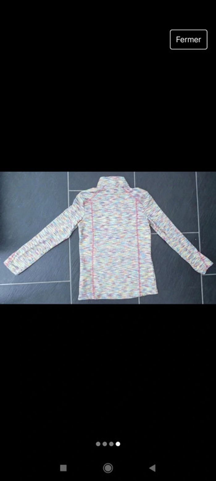 Joli haut chaud fille 8 ans (122-128 cm) - photo numéro 4