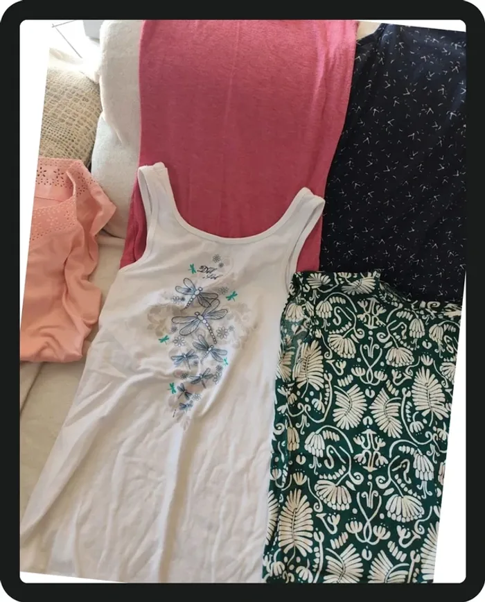 Lots t shirt - photo numéro 5