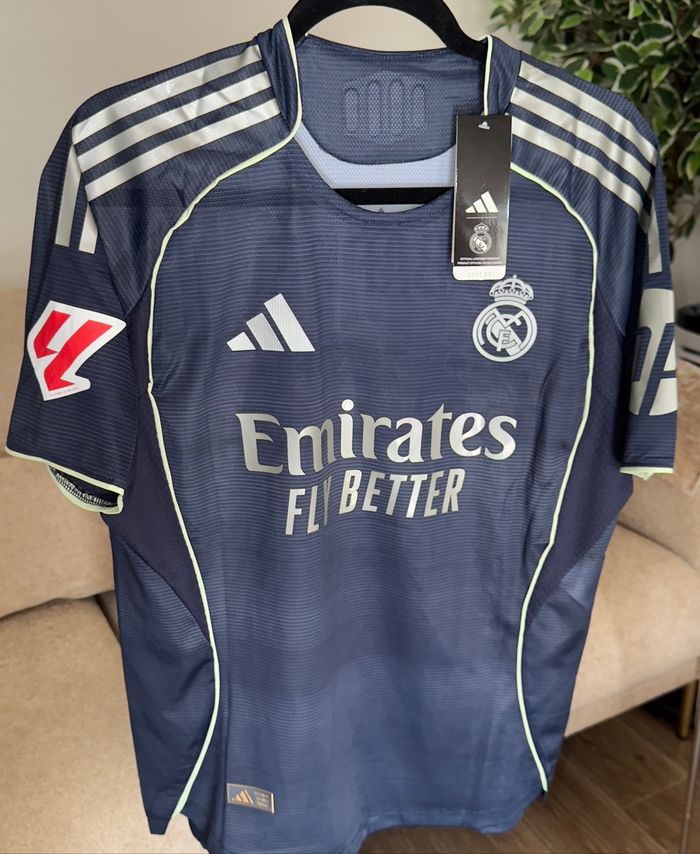  Maillot de foot version joueur Real Madrid Mbappé