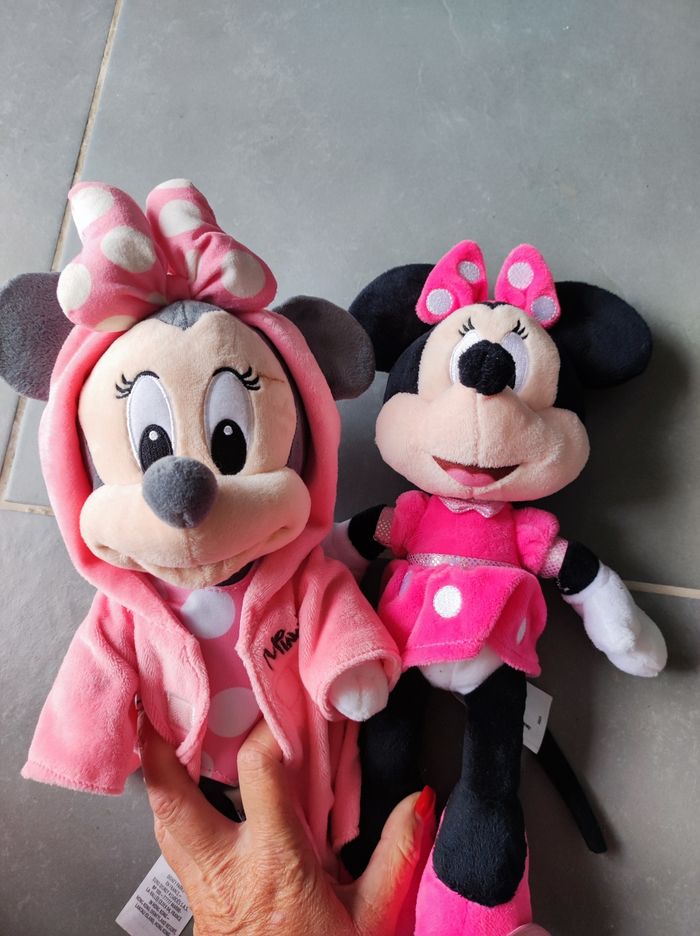 2 peluches Minnie Disney