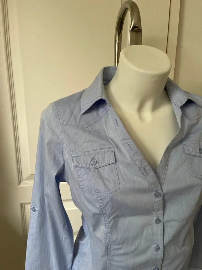 Chemise bleue - photo numéro 3