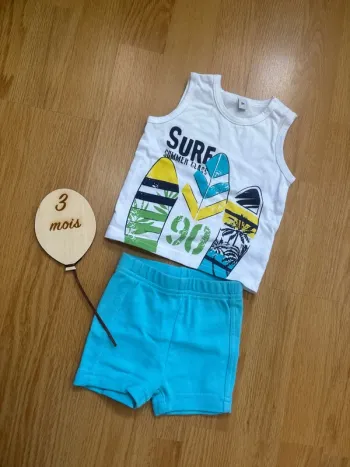 Ensemble short + tee shirt