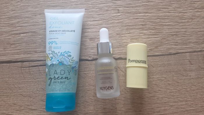 Lot de trois produits neufs
