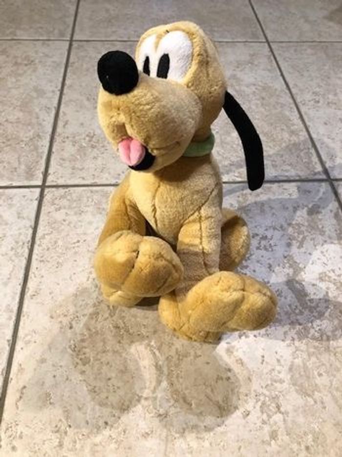 Peluche Disney Pluto - photo numéro 2