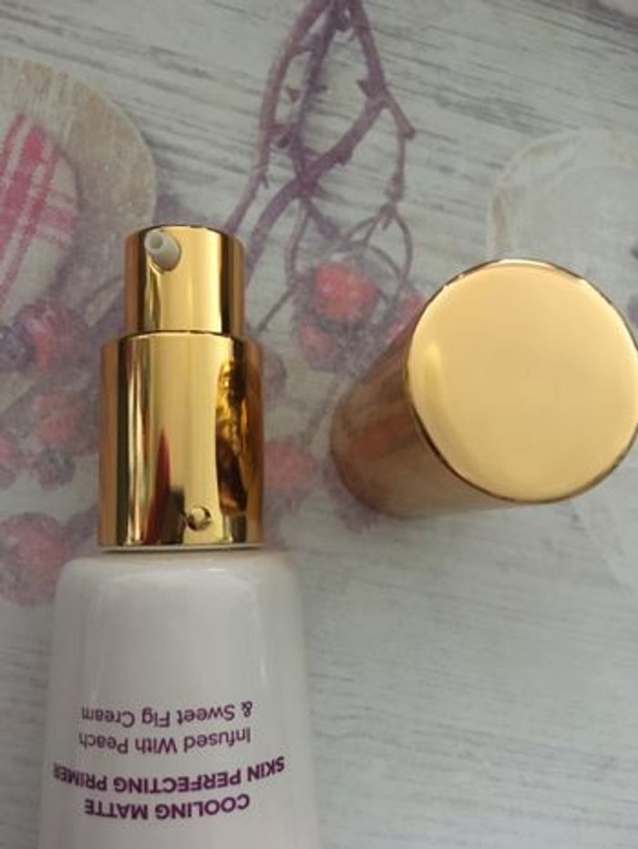 Primer hydratant et matifiant à la pêche Too Faced Neuf - photo numéro 4