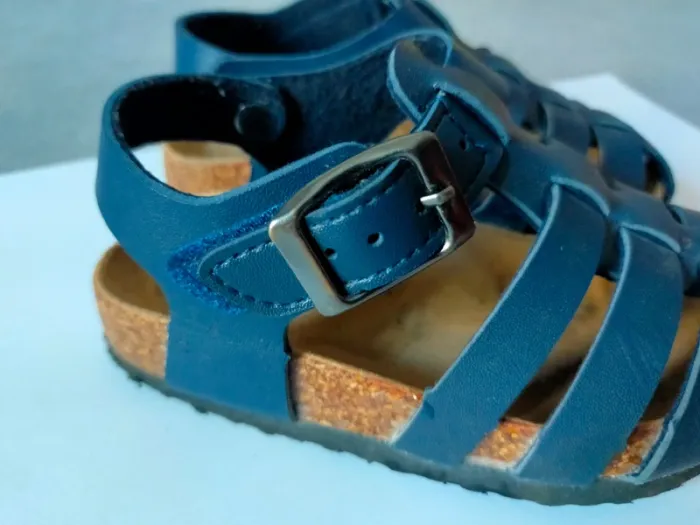 Sandales bleu marine – Pointure 24 – Kiabi - photo numéro 4