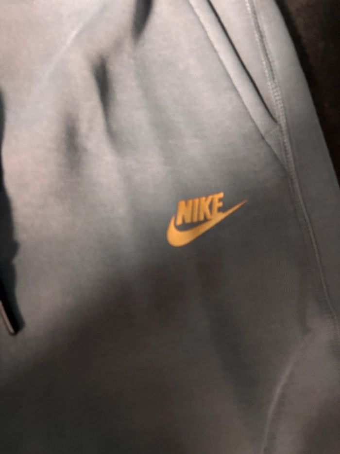 Jogging Nike Tech XS Neuf - photo numéro 3