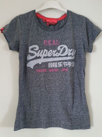 Tee-shirt taille XS, Superdry