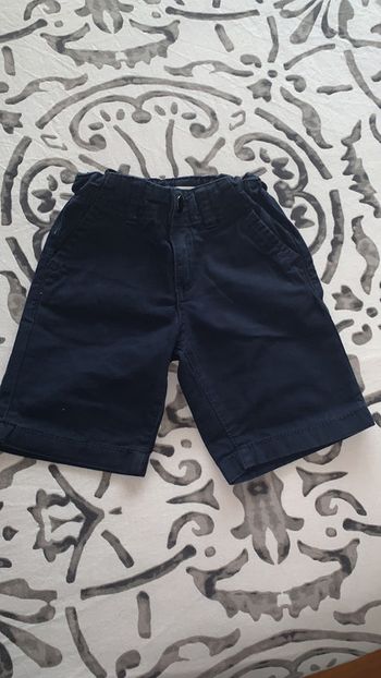 Short bleu marine