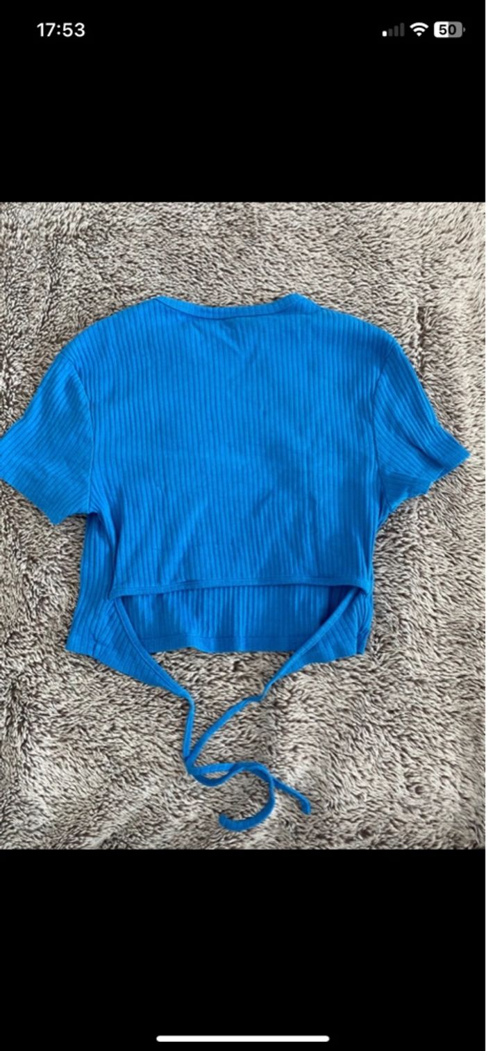 Crop top - photo numéro 2