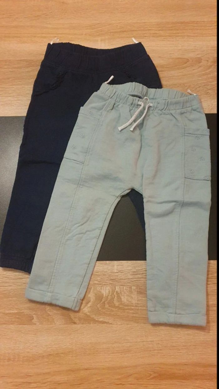 Lot de 2 pantalons 92 cm