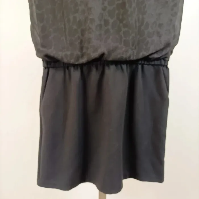 Robe noire fluide léopard ton sur ton Suncoo Paris taille T2 (M) A1082 - photo numéro 6