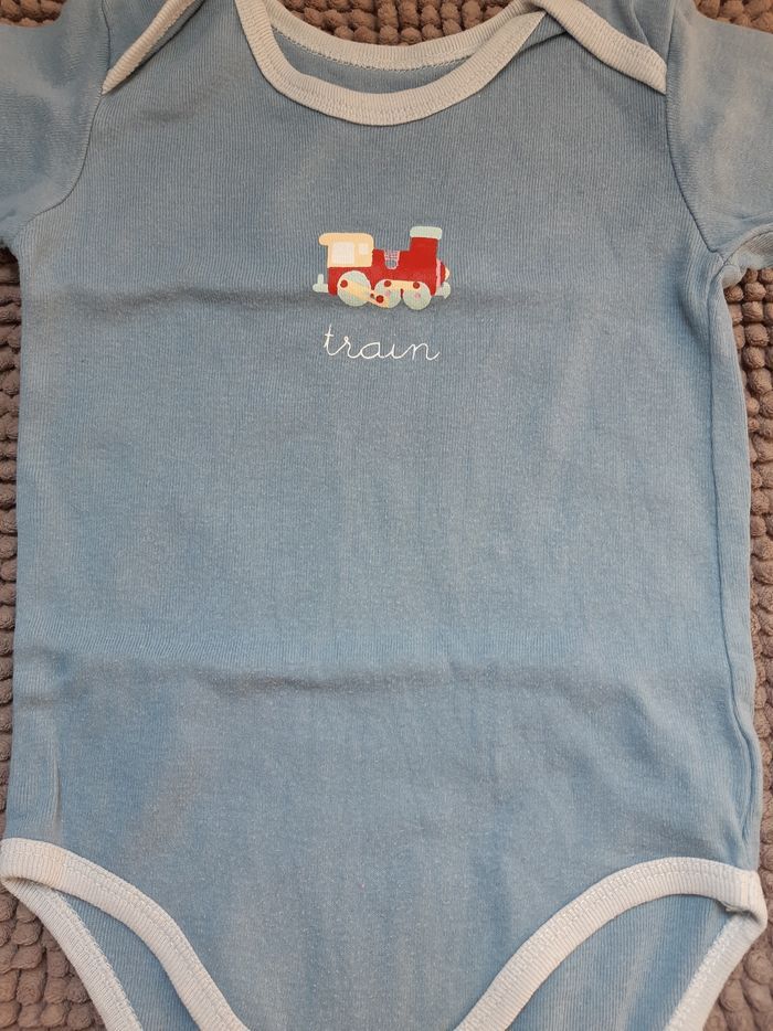 Bodies 18 mois - photo numéro 3