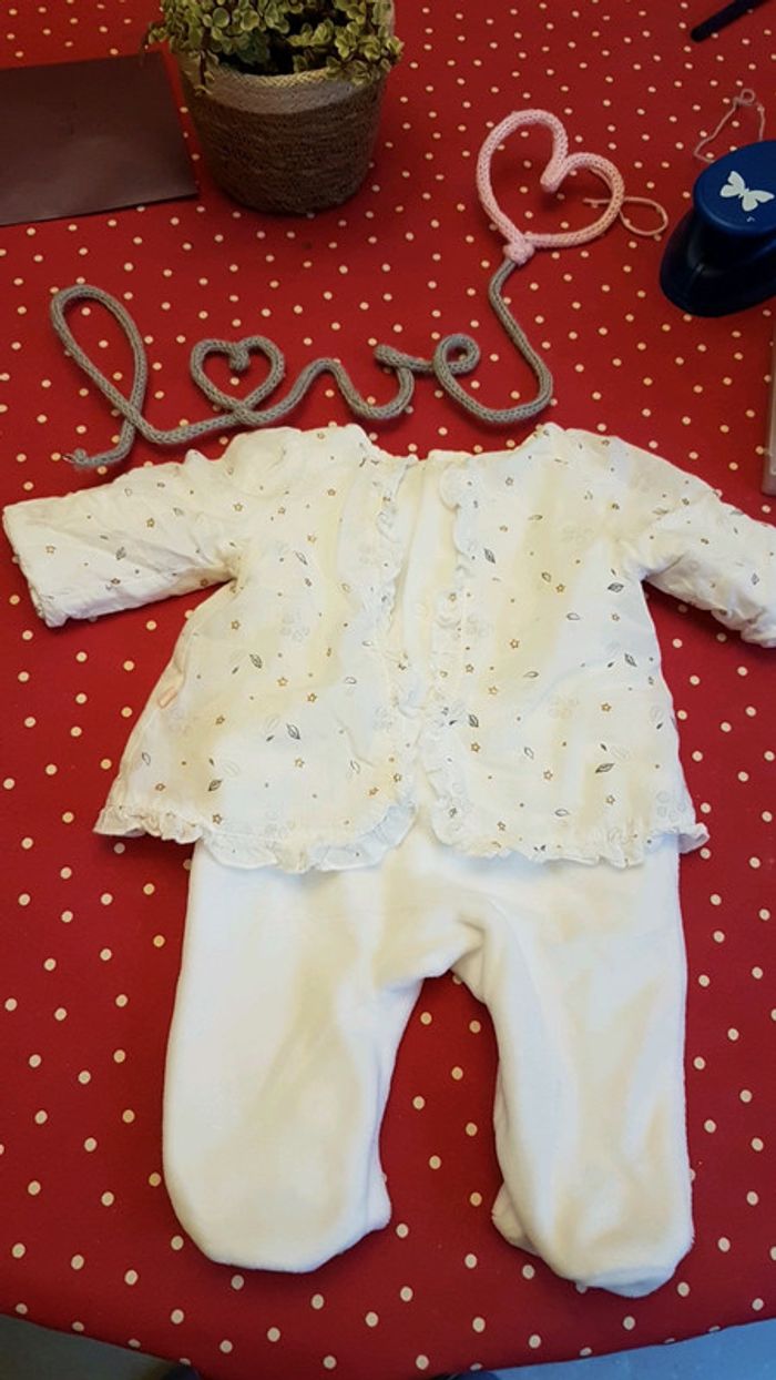 Pyjama blanc - photo numéro 4