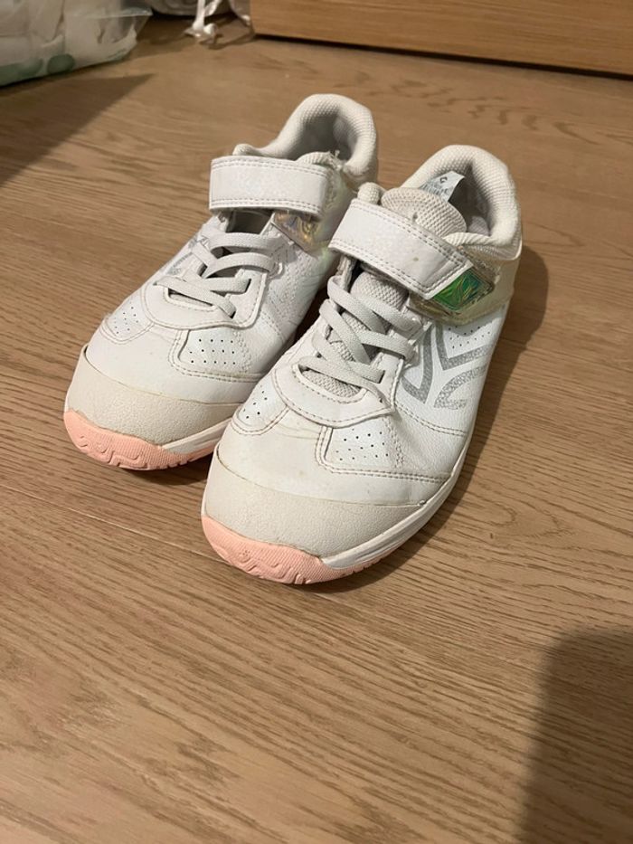 Vends basket Artengo décathlon taille 39 blanche fille etat satisfaisant - photo numéro 2