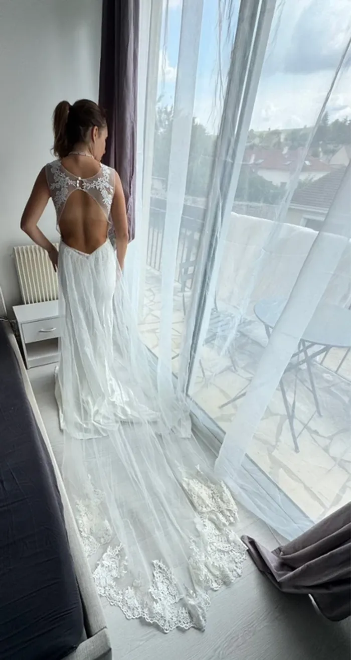 Robe de mariée sirène en dentelle – Taille 36 – Jamais portée