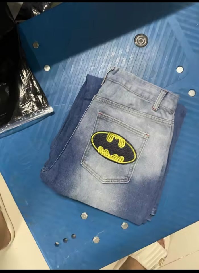 Jean batman (négociable ) - photo numéro 4