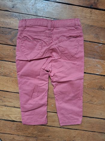 Pantalon jean poches coeurs rose 12 mois neuf