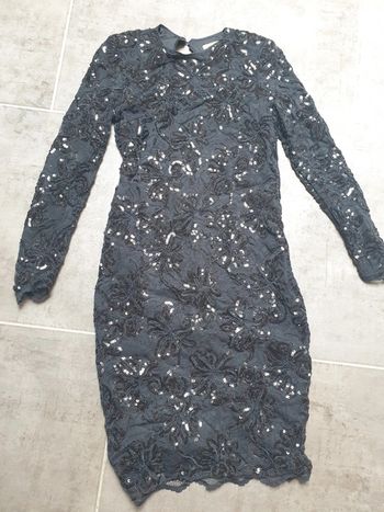 Robe à sequins H&M taille 38 noir portée 1 fois