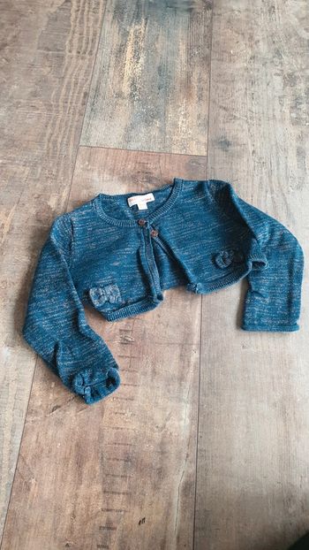 Gilet dpam 18 mois en très bon état