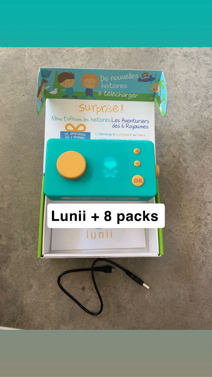 Lunii + 8 packs