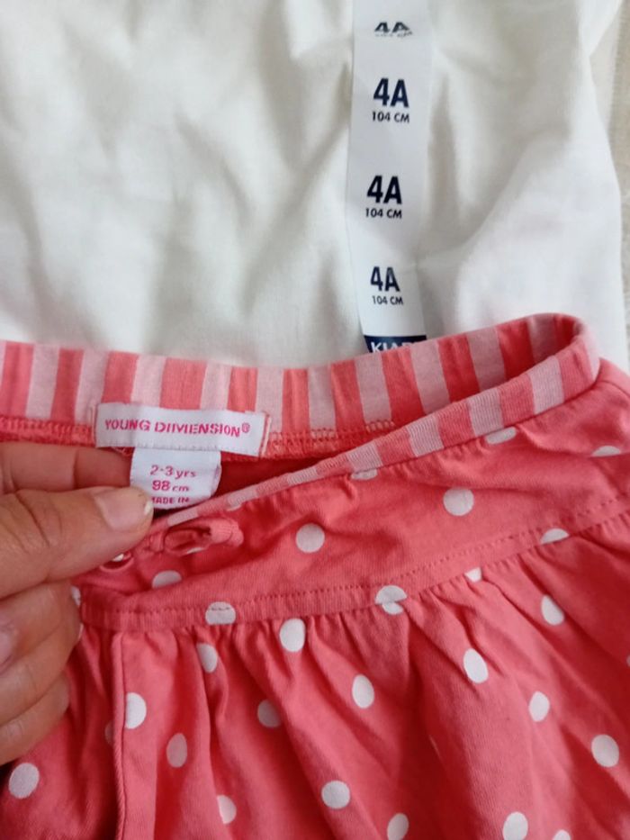 Ensemble fille 3/4ans 🌼🌸 - photo numéro 3