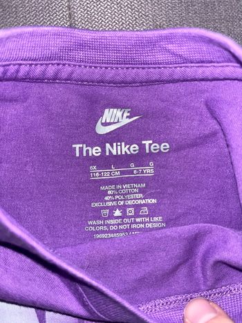 Tee shirt