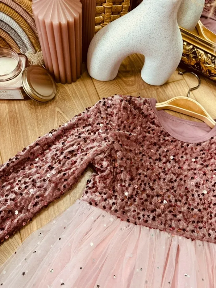 Taille 4 ans Robe à manches longues fille rose * velours tulle sequins * 💞 - photo numéro 2