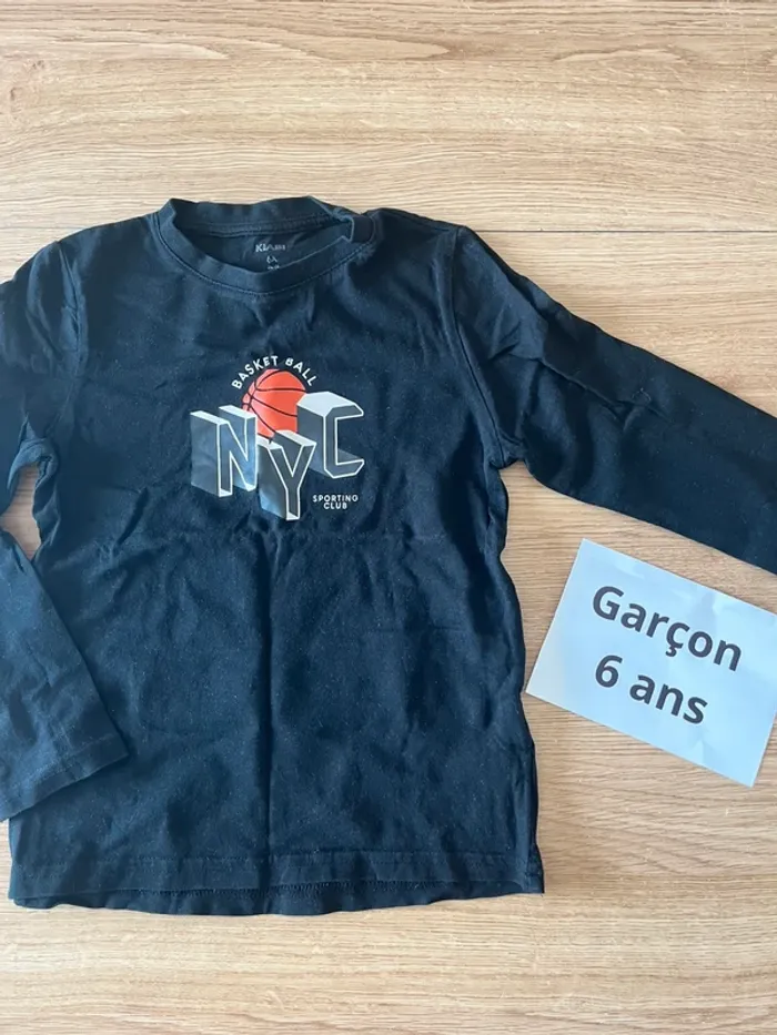 Tee shirt