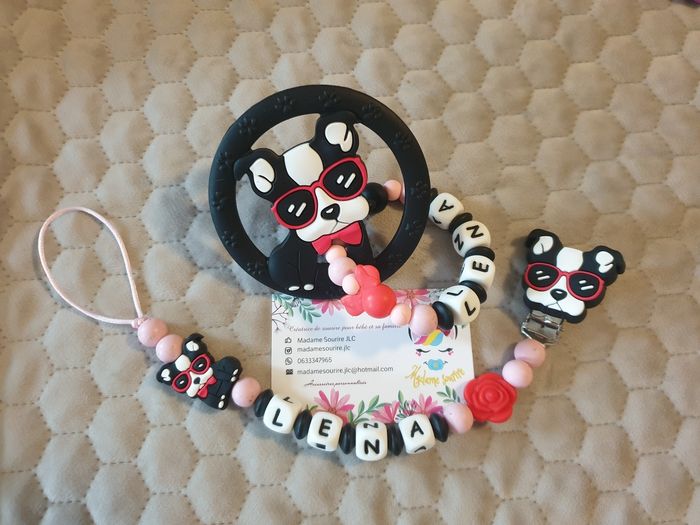 Attache tétine + Hochet Chien