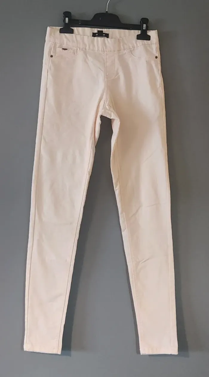 Pantalon T34 Jennyfer