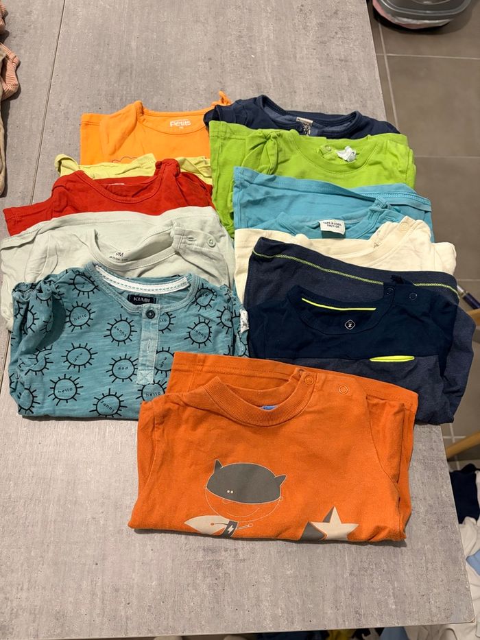 T-shirt taille 9 mois