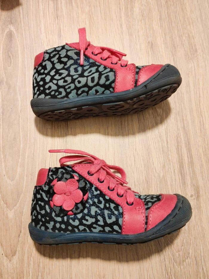 Chaussures hiver état neuf - photo numéro 3