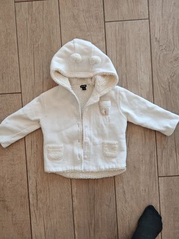 Gilet épais mixte à capuche 18 mois