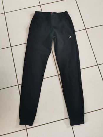 Pantalon de jogging noir Le coq sportif 14 ans en très bon état