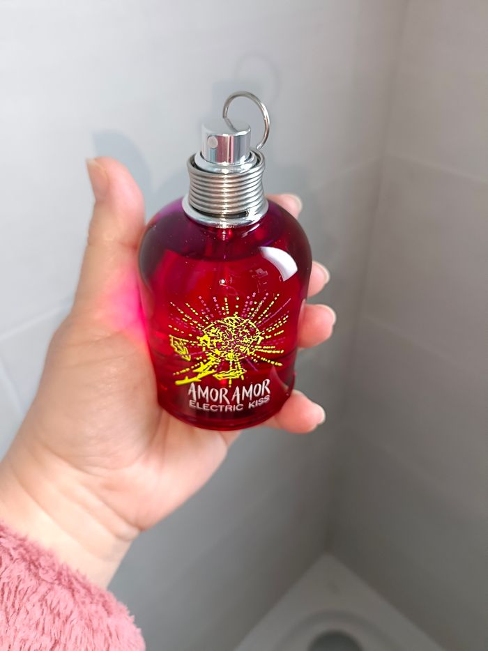 Amor Amor Electric kiss, Cacharel , Eau de toilette 100ml - photo numéro 4