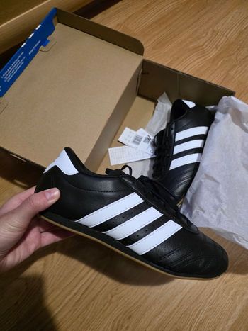 Adidas taekwondo lace taille 38 neuve