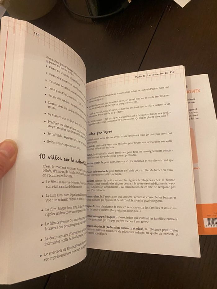 2 livres sur la grossesse - photo numéro 3