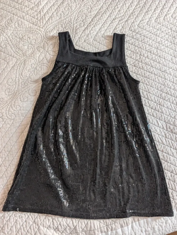 Robe noire - photo numéro 2