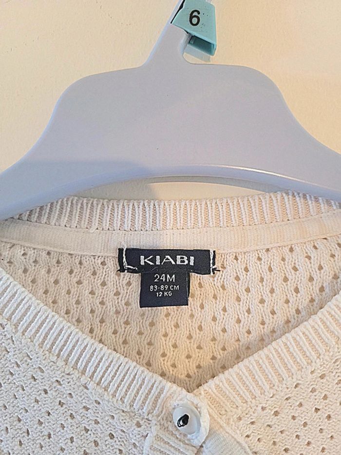 Gilet blanc "KIABI " taille 23 mois - photo numéro 3